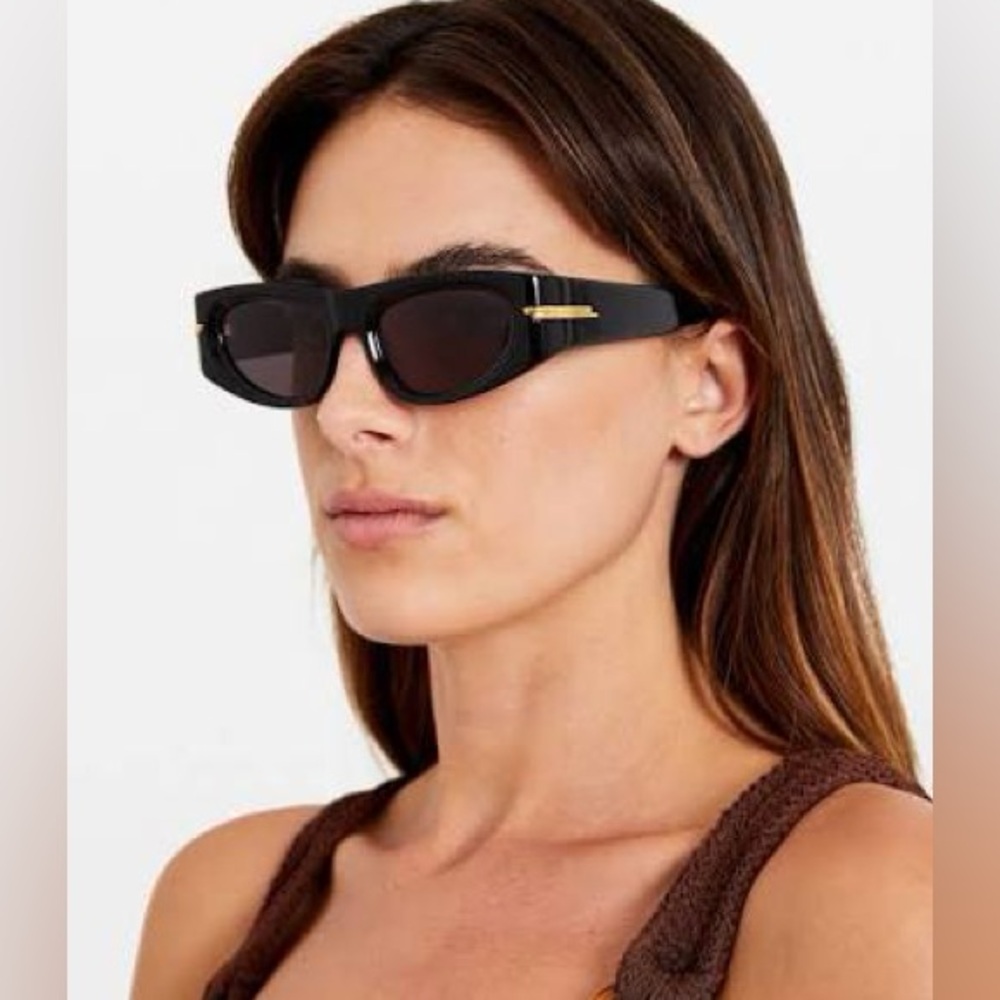 Bottega Veneta Eyewear Phantos Frame Sunglasses black